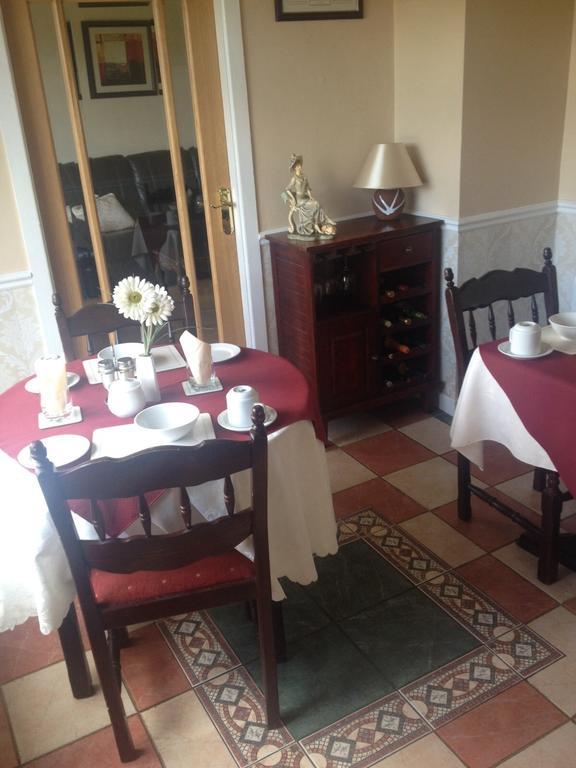 Atlantic House Bed & Breakfast Lisdoonvarna Room photo
